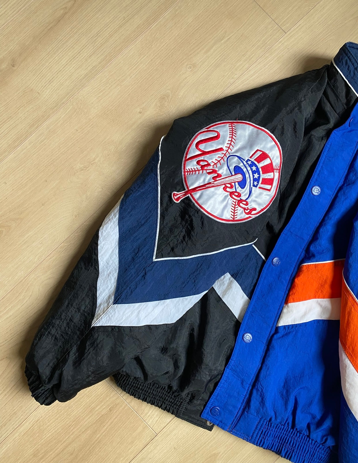 New York Yankees/Knicks Hometown Hero Jacket v1